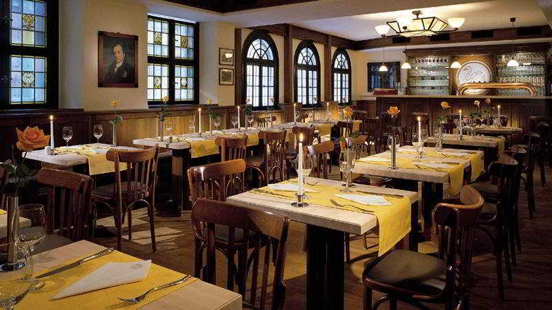 Hotel Elephant Weimar, Autograph Collection Exterior foto Restaurant